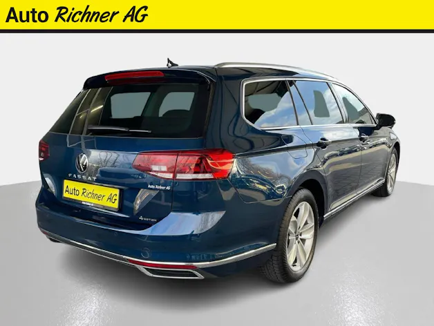 VW Passat Variant 2.0 TDI 200 Elegance DSG 4m
