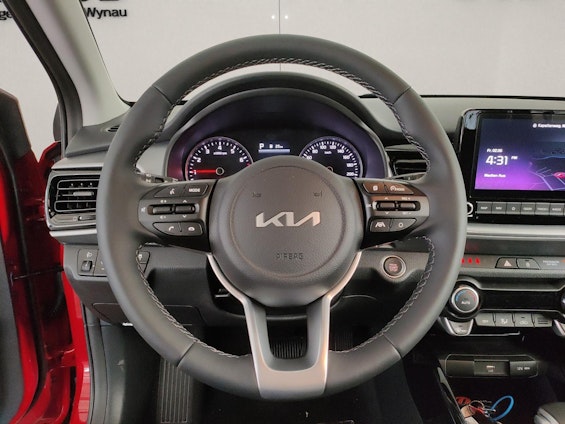 Vehicle image 9 Vehicle image 9