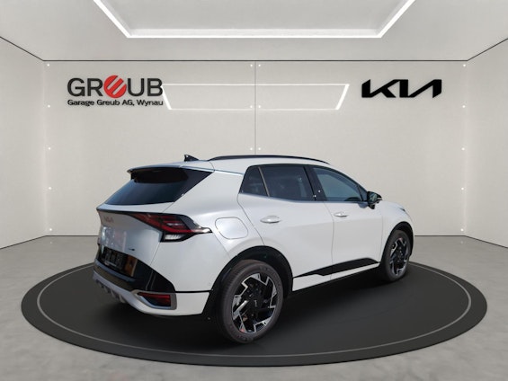 Vehicle image 4 Vehicle image 4