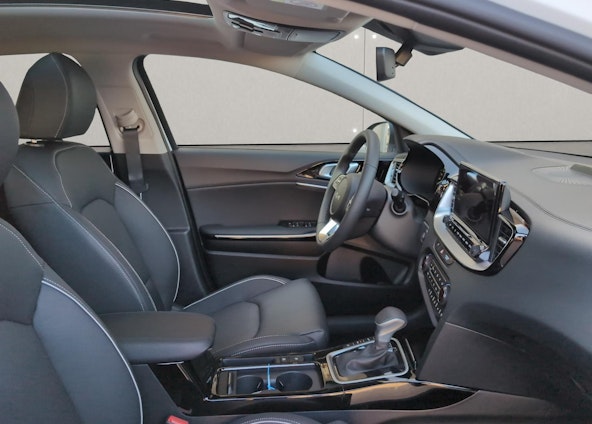 Vehicle image 13 Vehicle image 13