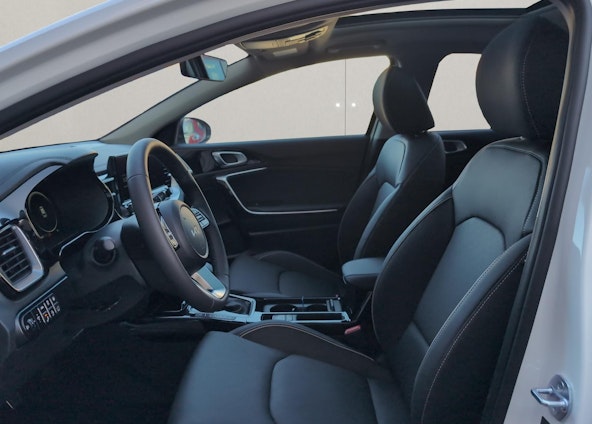 Vehicle image 8 Vehicle image 8