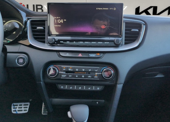 Vehicle image 12 Vehicle image 12