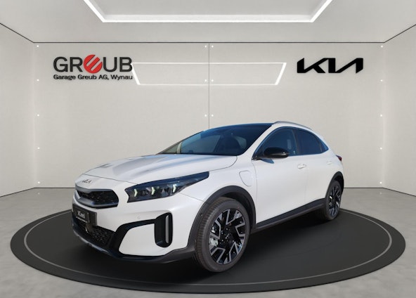 First vehicle image First vehicle image