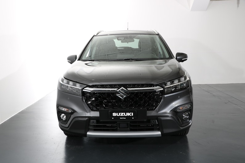 Vehicle image SUZUKI S-CROSS