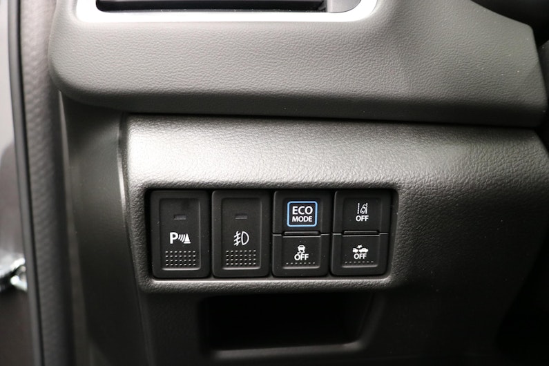 Vehicle image SUZUKI S-CROSS