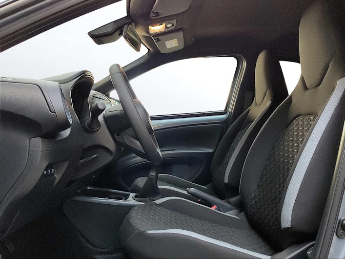 Vehicle image TOYOTA AYGO X