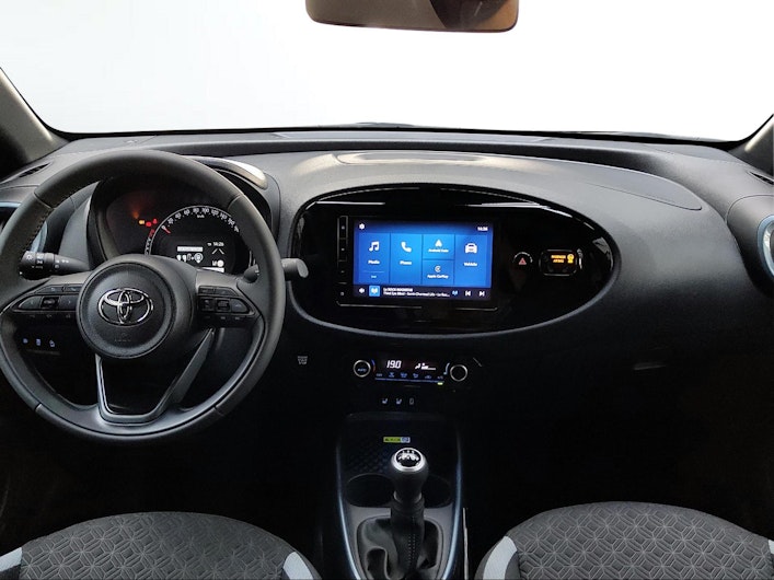 Vehicle image TOYOTA AYGO X