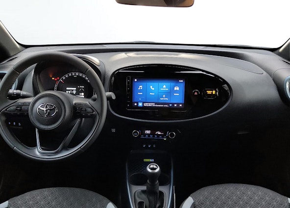 Vehicle image 9 Vehicle image 9