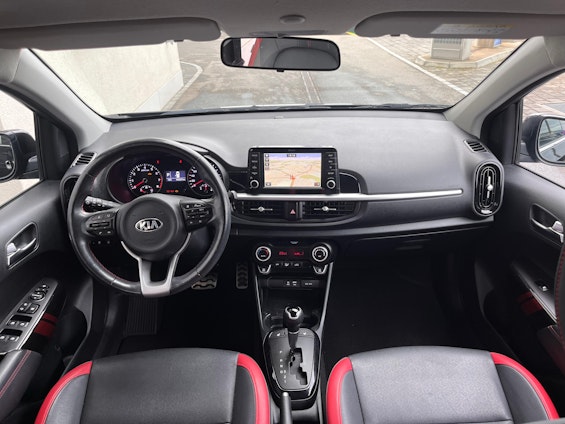 Vehicle image 20
