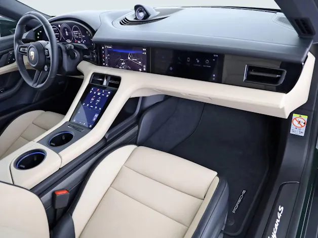 Porsche Taycan 4S Cross Turismo
