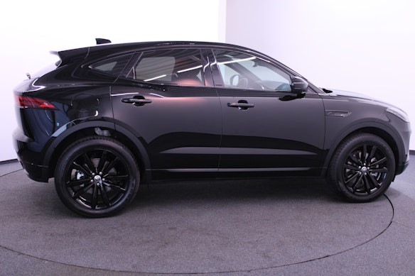 JAGUAR E-Pace 1.5 T 300e R-Dynamic SE AWD 2