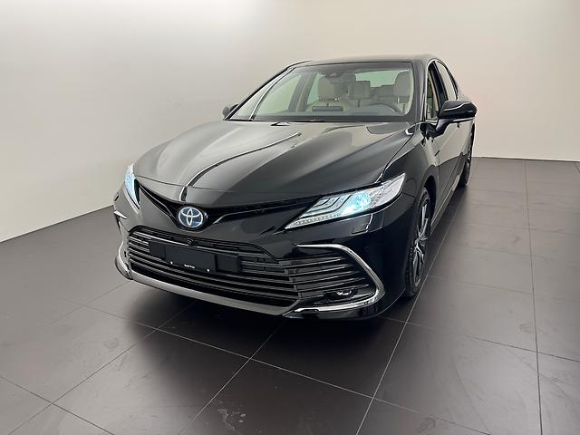 TOYOTA Camry 2.5 HSD Premium: Jetzt Probefahrt buchen!