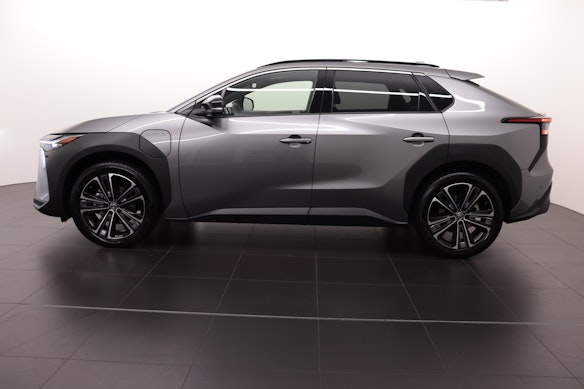 TOYOTA bZ4X Premium AWD 3