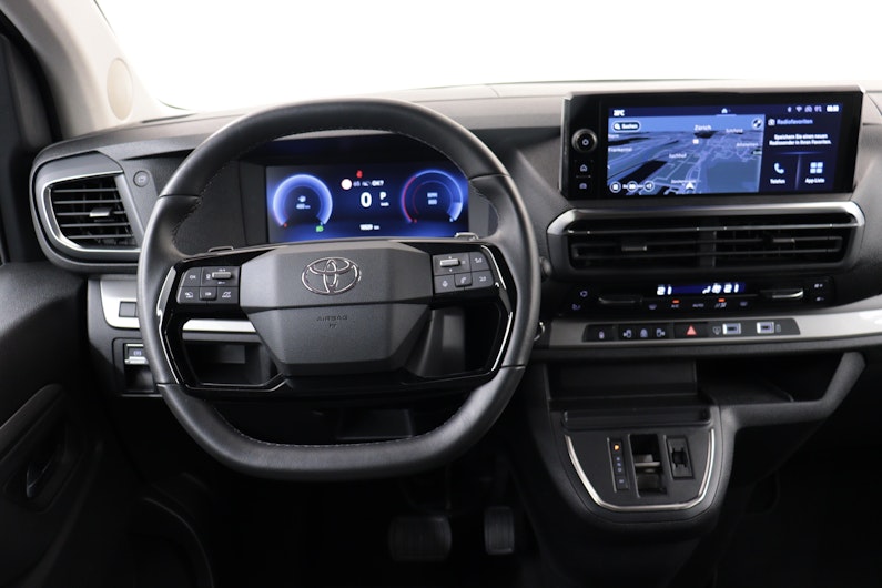 Vehicle image TOYOTA PROACE VERSO