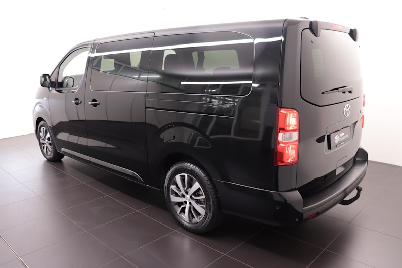 Vehicle image TOYOTA PROACE VERSO