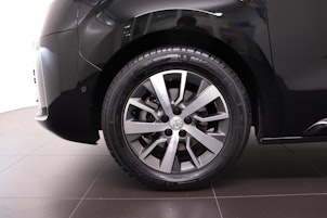 Vehicle image TOYOTA PROACE Verso L2 2.0 D Trend