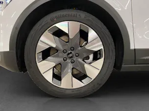 Ford Explorer Extended Range Premium RWD