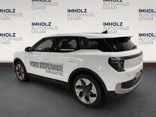 Ford Explorer Extended Range Premium RWD