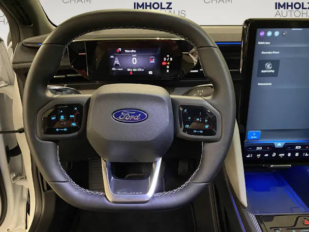 Ford Explorer Extended Range Premium RWD