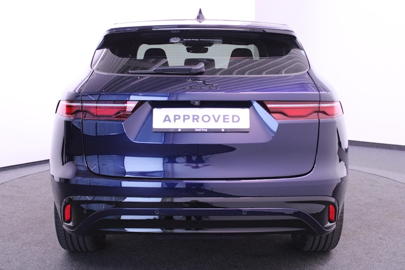 Vehicle image JAGUAR F-PACE