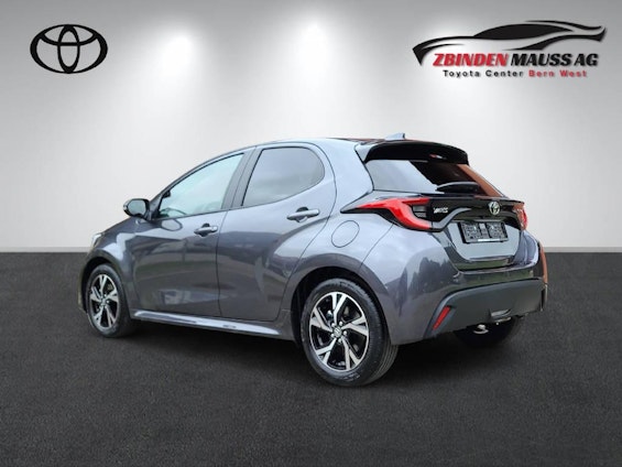 Vehicle image 3 Vehicle image 3