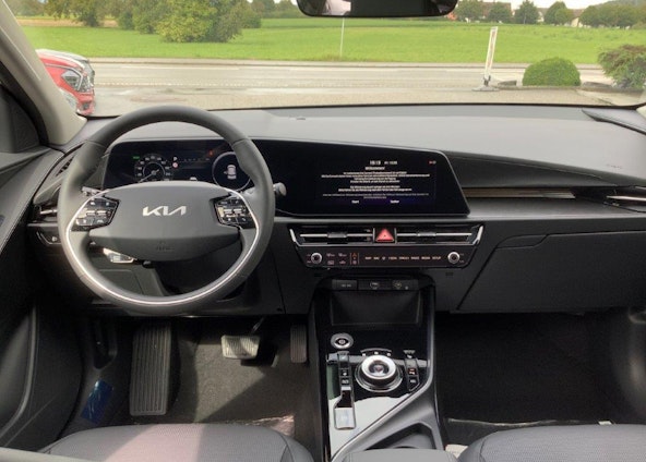 Vehicle image 9 Vehicle image 9