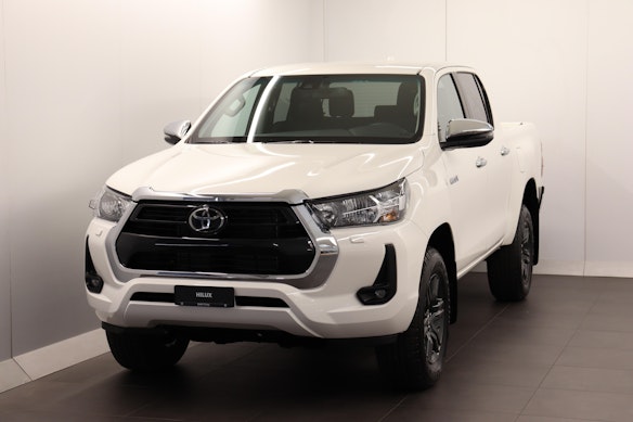 TOYOTA Hilux Double Cab.-Pick-up 2.4 D-4D 150 Style 0