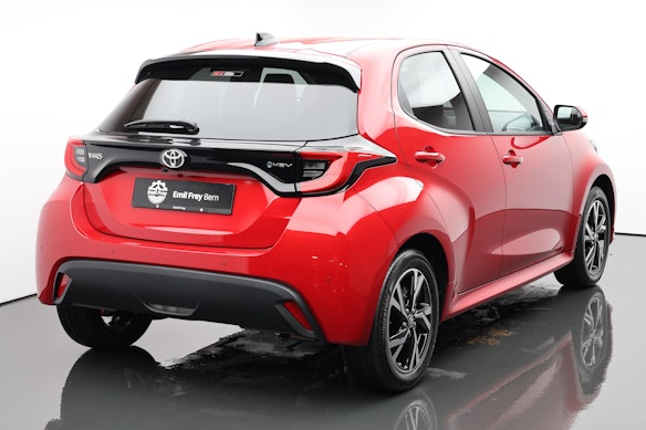 TOYOTA Yaris 1.5 VVT-i HSD Trend 2