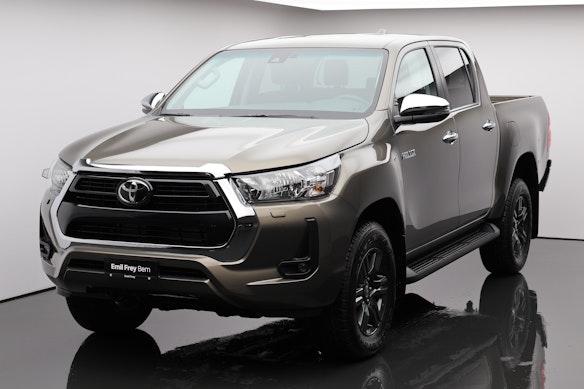 TOYOTA Hilux Double Cab.-Pick-up 2.8 D-4D 204 Style 0