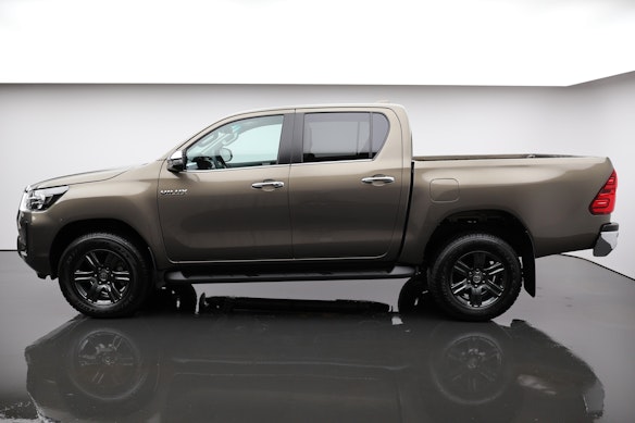 TOYOTA Hilux Double Cab.-Pick-up 2.8 D-4D 204 Style 1