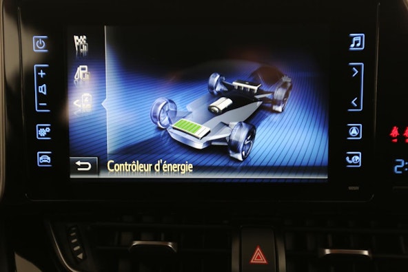 Vehicle image 6