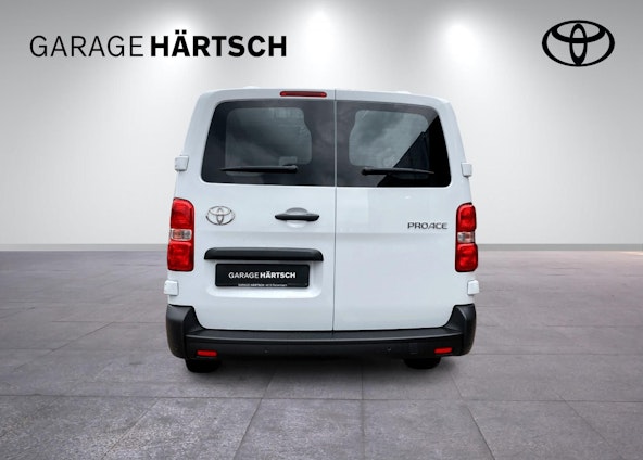 Vehicle image 4 Vehicle image 4