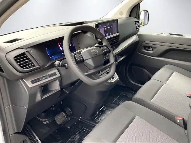 Toyota PROACE Van L2 2.0 D Advanced