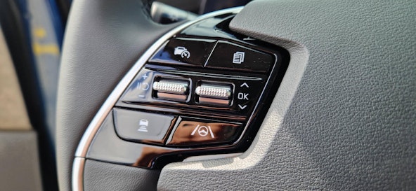 Vehicle image 6 Vehicle image 6