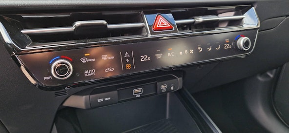 Vehicle image 4 Vehicle image 4