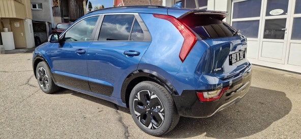 Vehicle image 9 Vehicle image 9