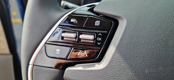 Vehicle image 7 Vehicle image 7