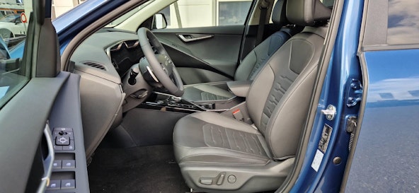 Vehicle image 2 Vehicle image 2