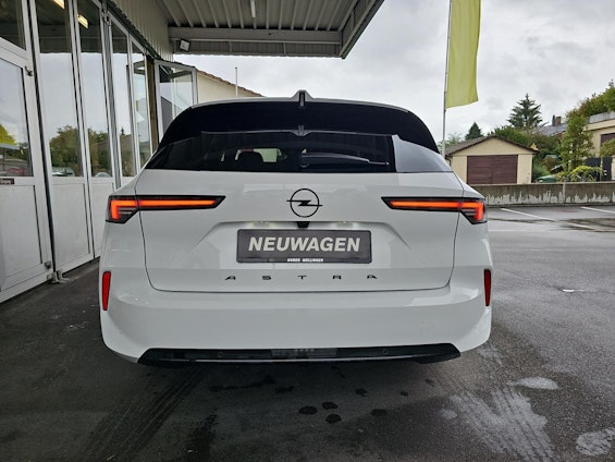 Vehicle image 31 Vehicle image 31