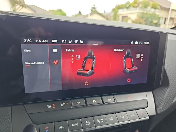 Vehicle image 22 Vehicle image 22