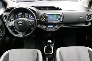Vehicle image TOYOTA Yaris 1.5 VVT-iE Trend