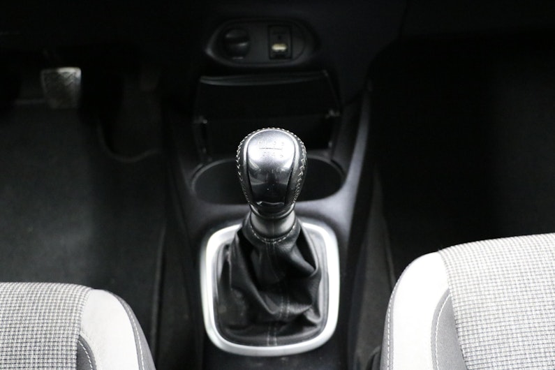 Vehicle image TOYOTA YARIS