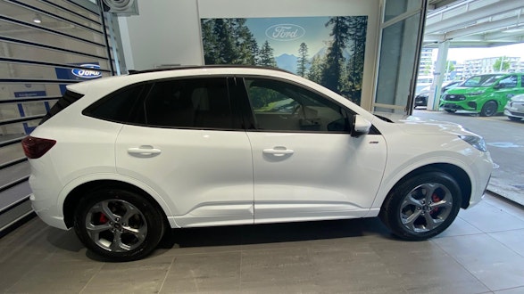 FORD Kuga 2.5 Hybrid ST-Line X 4x4 3