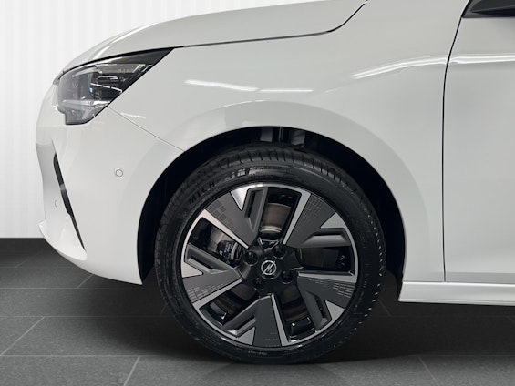 Vehicle image 12 Vehicle image 12