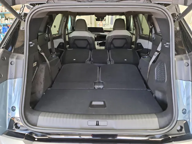 Peugeot e-5008 GT