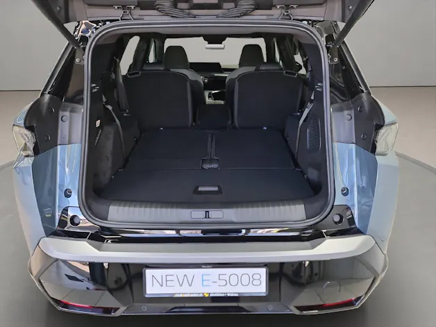 Peugeot e-5008 GT