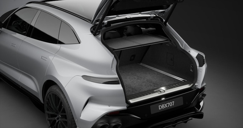 Vehicle image ASTON MARTIN DBX