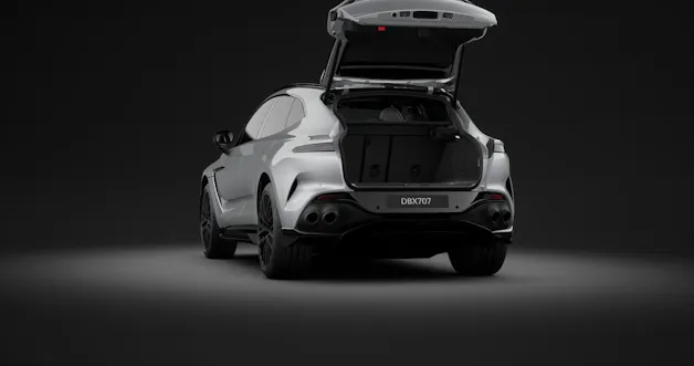 Aston Martin DBX 707 4.0 V8 Bi-Turbo
