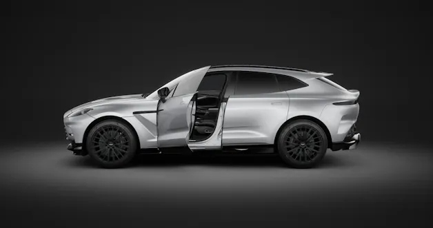 Aston Martin DBX 707 4.0 V8 Bi-Turbo