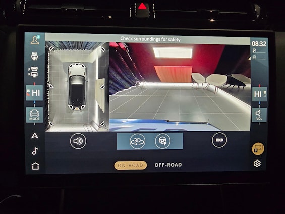 Vehicle image 12 Vehicle image 12